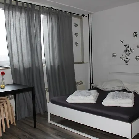 Fewo Koeln * Kolín nad Rýnem