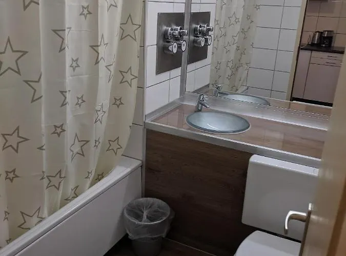 Fewo Koeln Кёльн